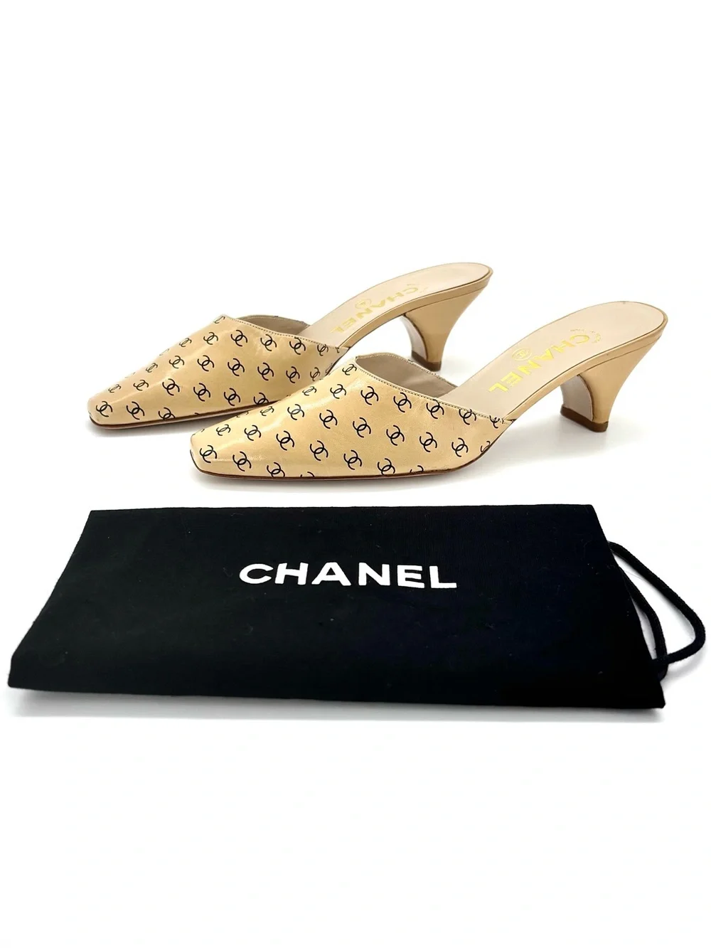 Chanel Vintage Lagerfeld CC Print Pointed Toe Kitten Heel Mules Slip On Pumps 36